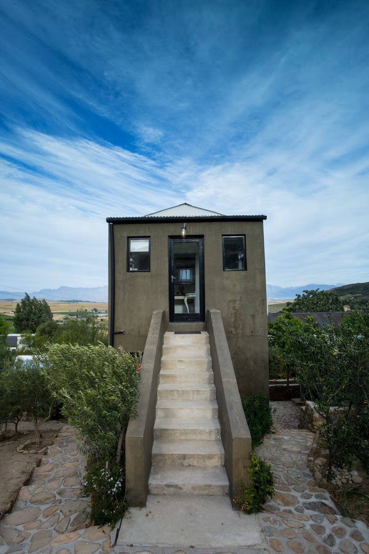 1 Bed Cottage on peaceful farm in Robertson