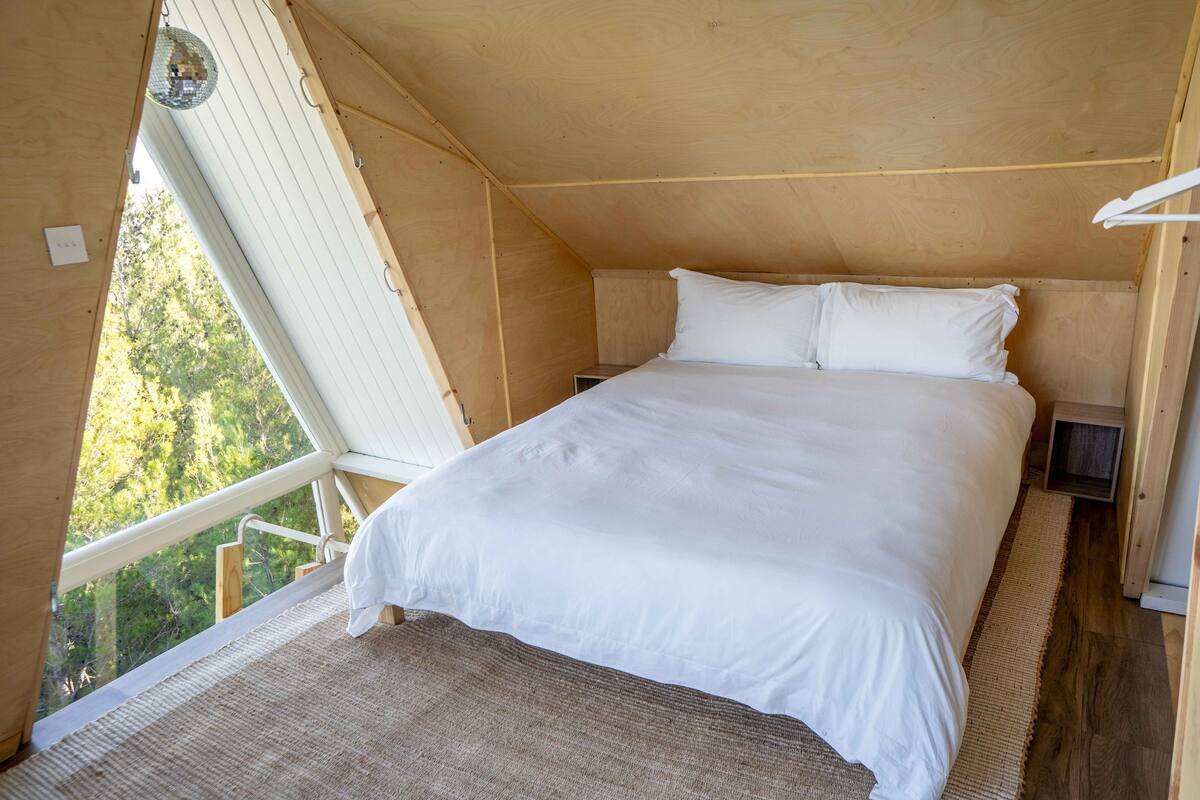 The Tiny Cabin at La Bruyere Farm