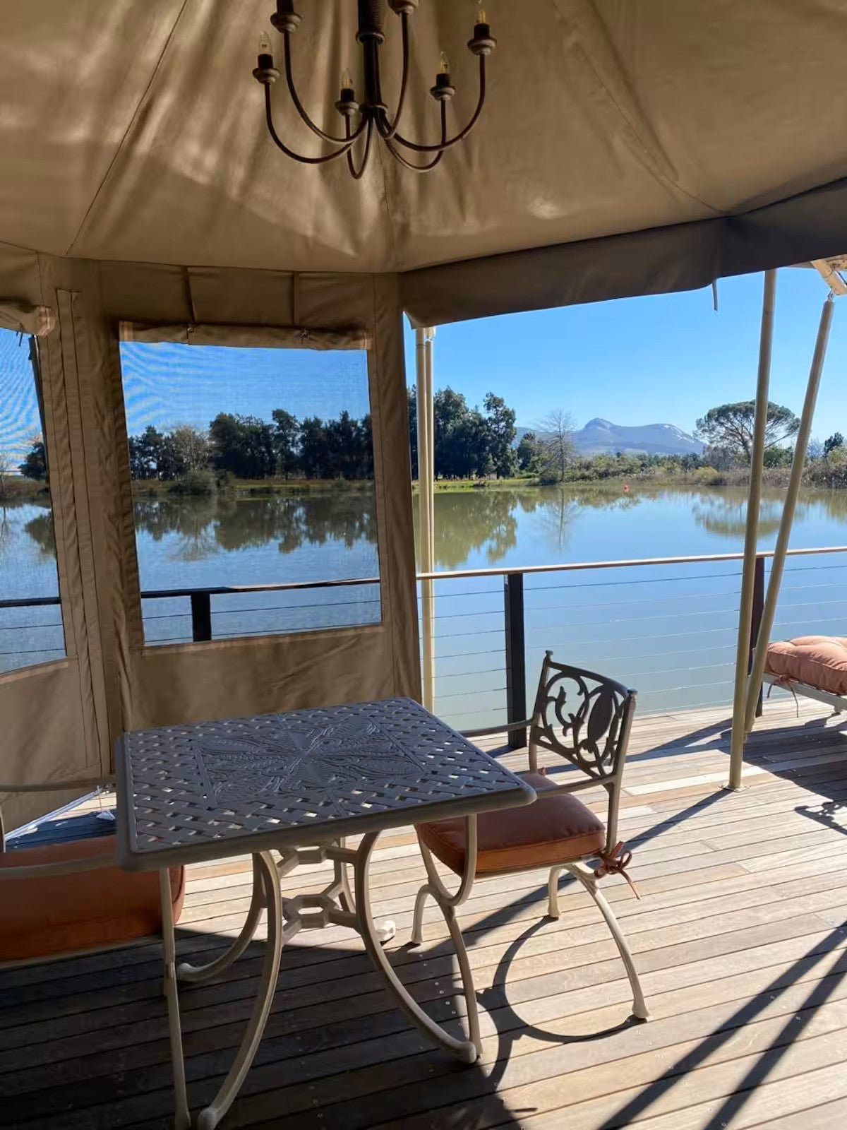 Lakeside Glamping Chenin