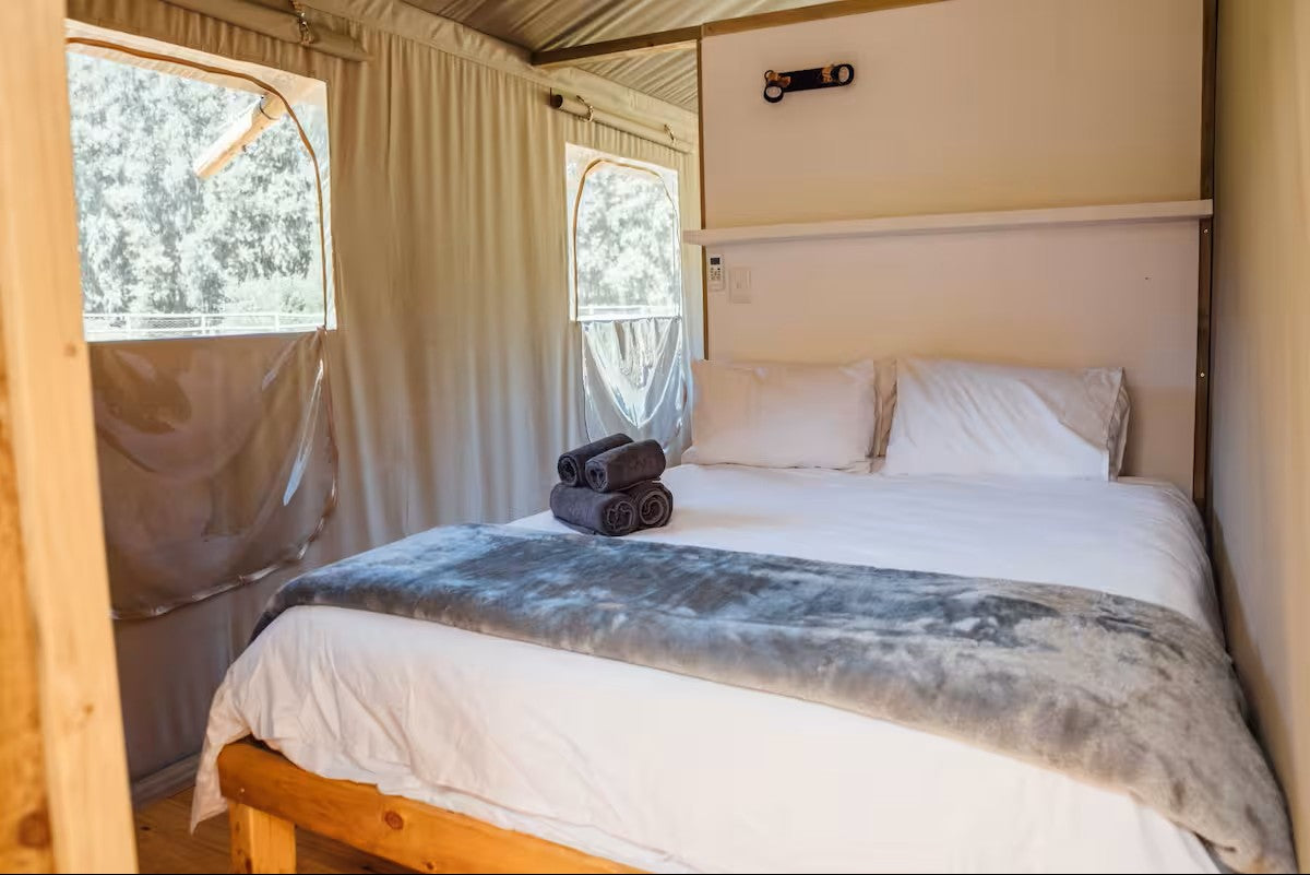 Hike the Magaliesberg at AfriCamps at Milorho