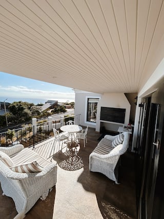 Friend Therapy: The Winter Reset | Simon's Town