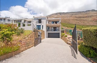 Friend Therapy: The Winter Reset | Simon's Town
