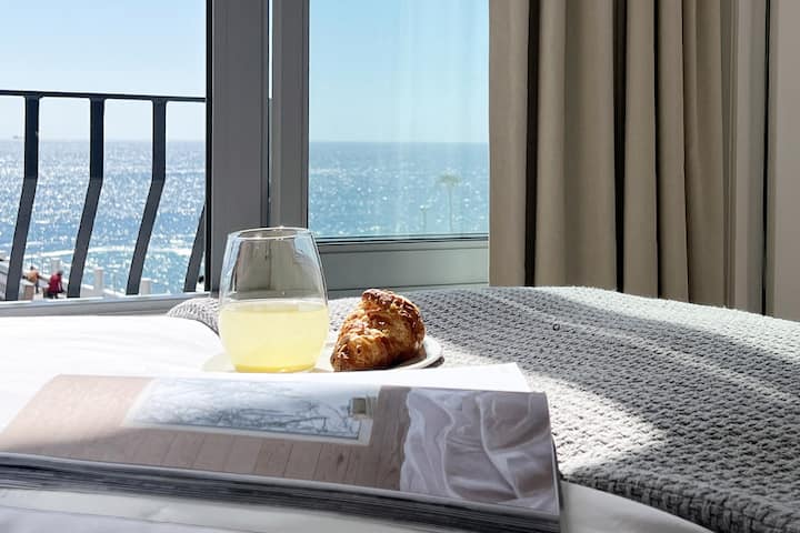 Ocean Therapy | Sea & Adventure Friend Therapy | Clifton