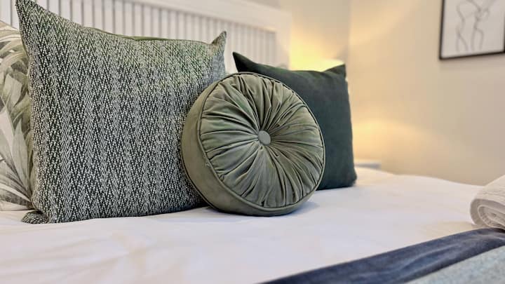 Winter Reset: Art, Wine & Unwind | Johannesburg Edition