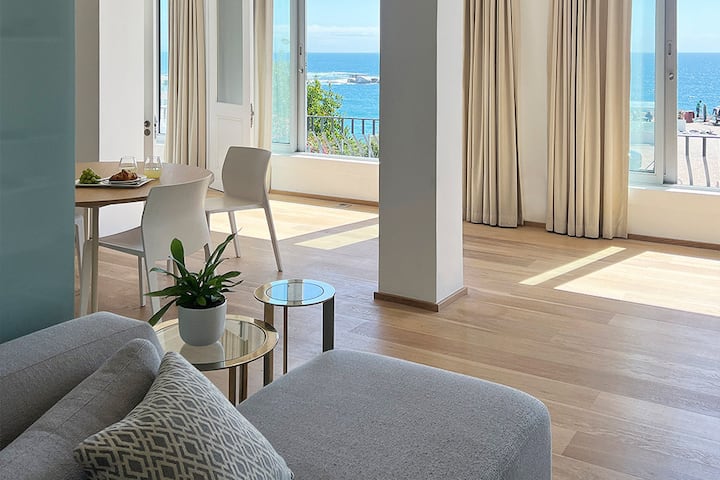 Ocean Therapy | Sea & Adventure Friend Therapy | Clifton