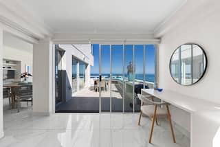 Ocean Therapy | Friend Therapy: Blue Horizon | Clifton