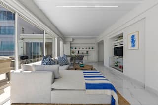 Ocean Therapy | Friend Therapy: Blue Horizon | Clifton